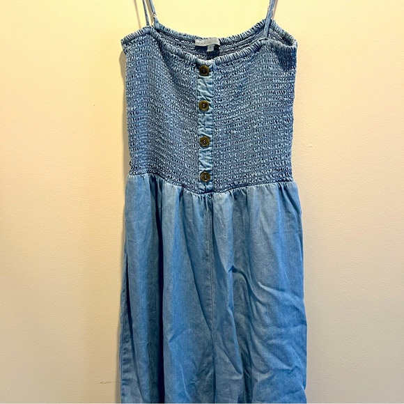 Love Tree Women's Juniors Smocked Culotte Chambray Jumpsuit - Picture 2 of 9